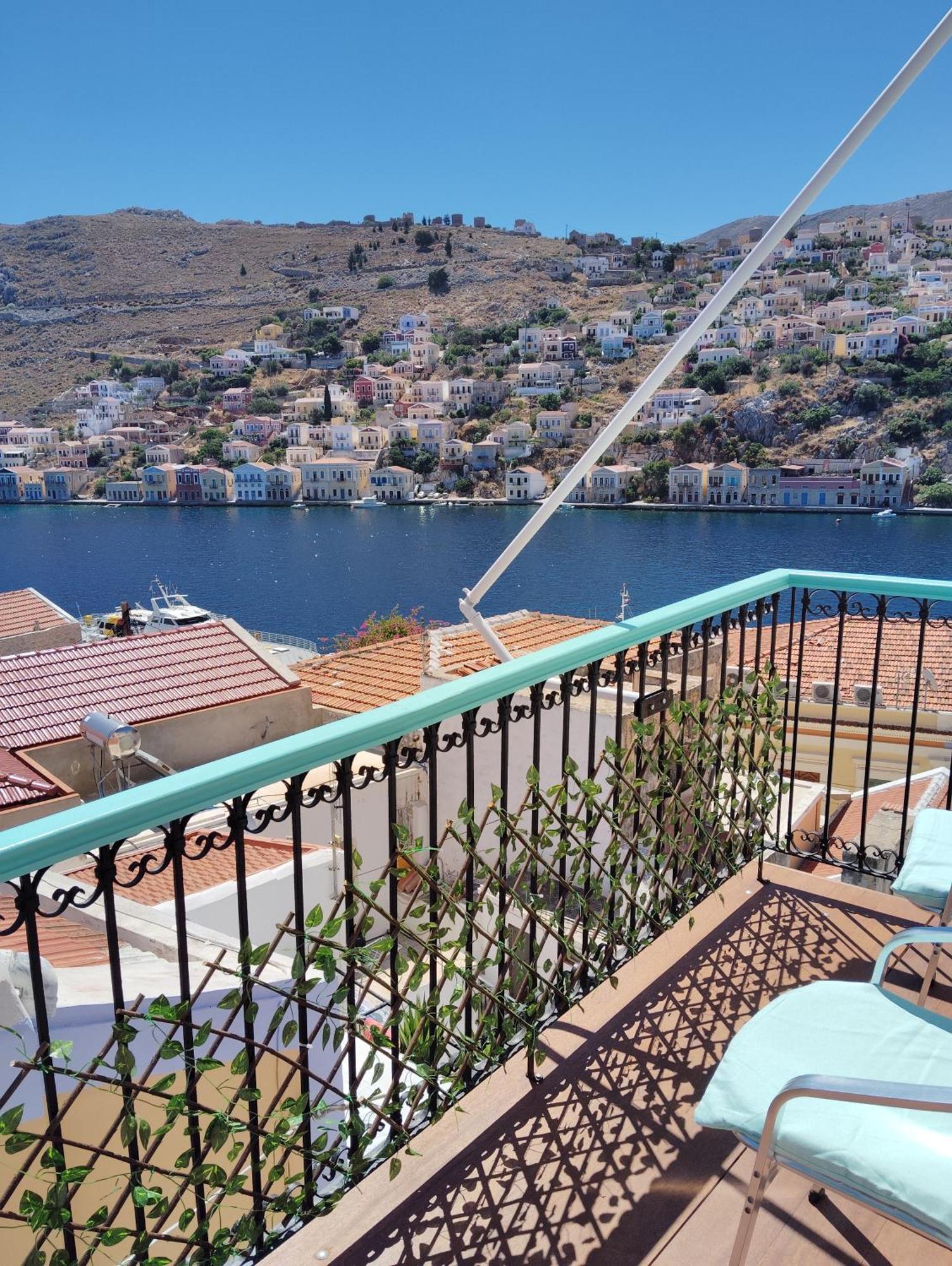 Apartamento 89 Steps Symi Exterior foto