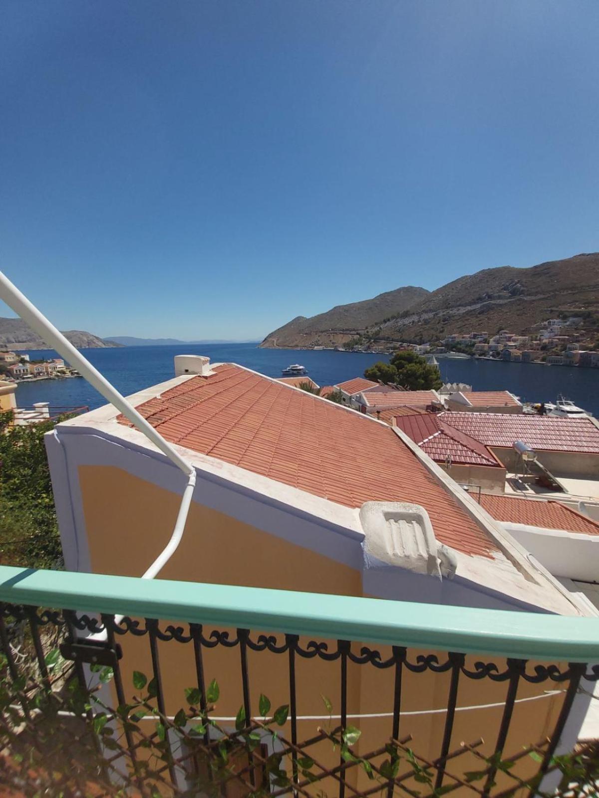 Apartamento 89 Steps Symi Exterior foto